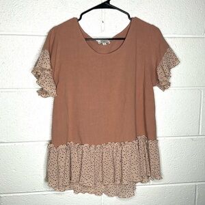 < Umgee Linen Blend Ruffle Polka Dot Detail Tunic Top >